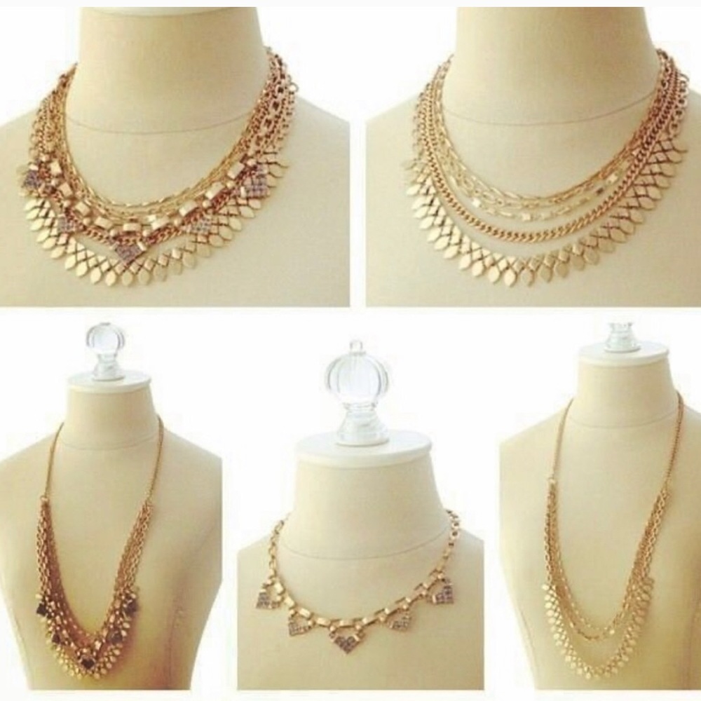 Rare gold Sutton necklace!
